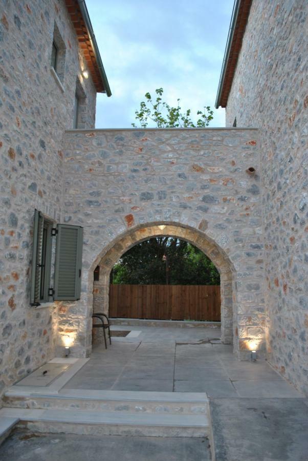 Petras Gi - Stone Houses Sztúpa Kültér fotó